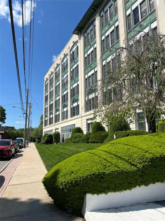 1 Landmark, #225 Square, Unit #225, Rye, NY 10573 - Photo 2 of 25