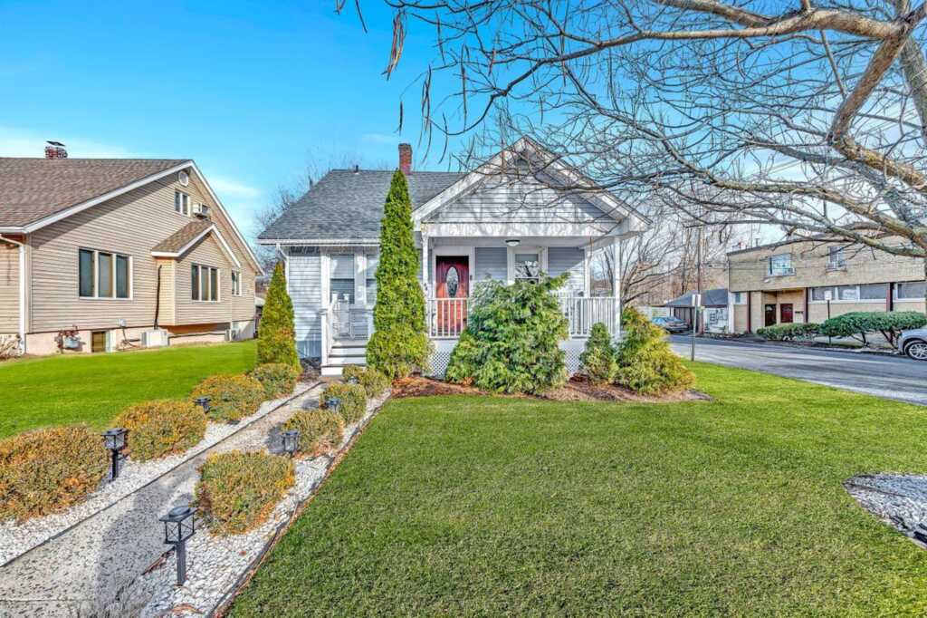64 Prairie Avenue, Suffern, NY 10901