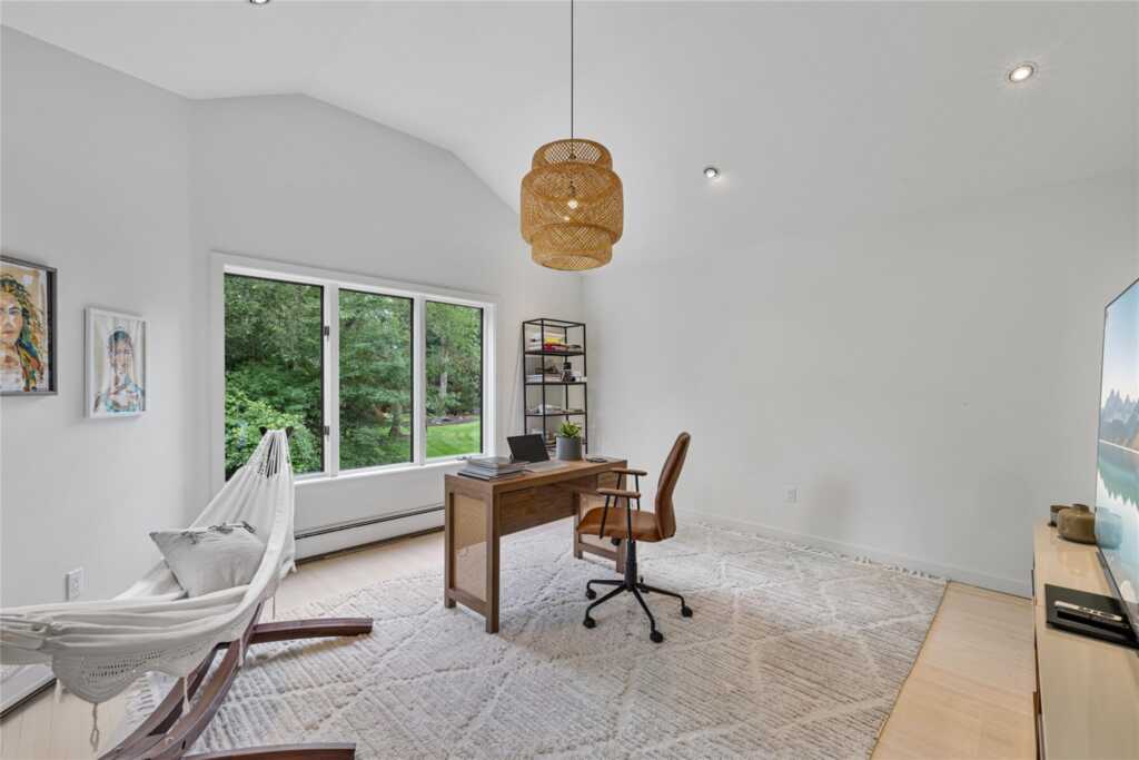 12 Zeck Court, Suffern, NY 10901 - Photo 19 of 35