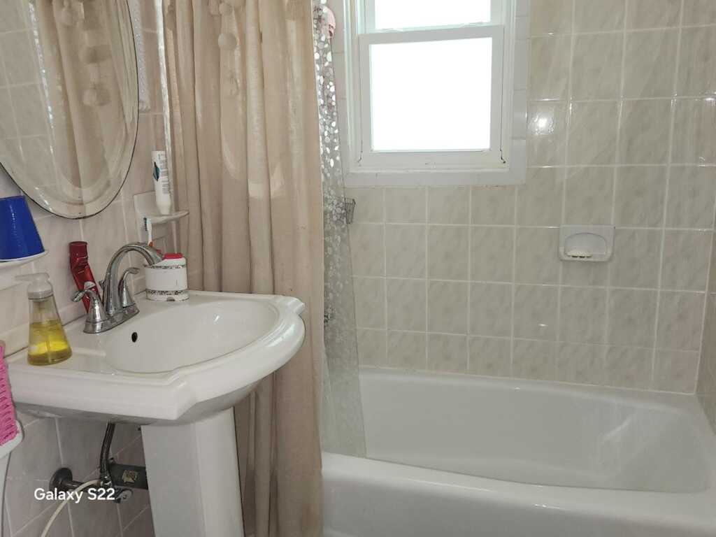 46 Randolph Rd, White Plains, NY 10607 - Photo 8 of 10