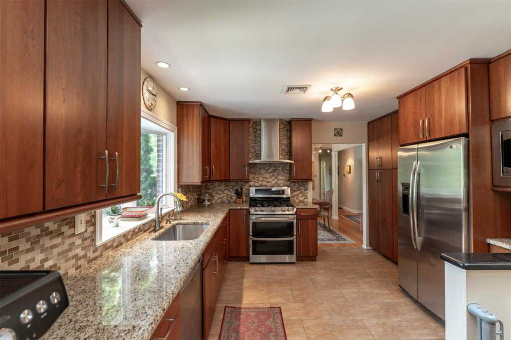 24 Havermill Road, New City, NY 10956 - Photo 13 of 34