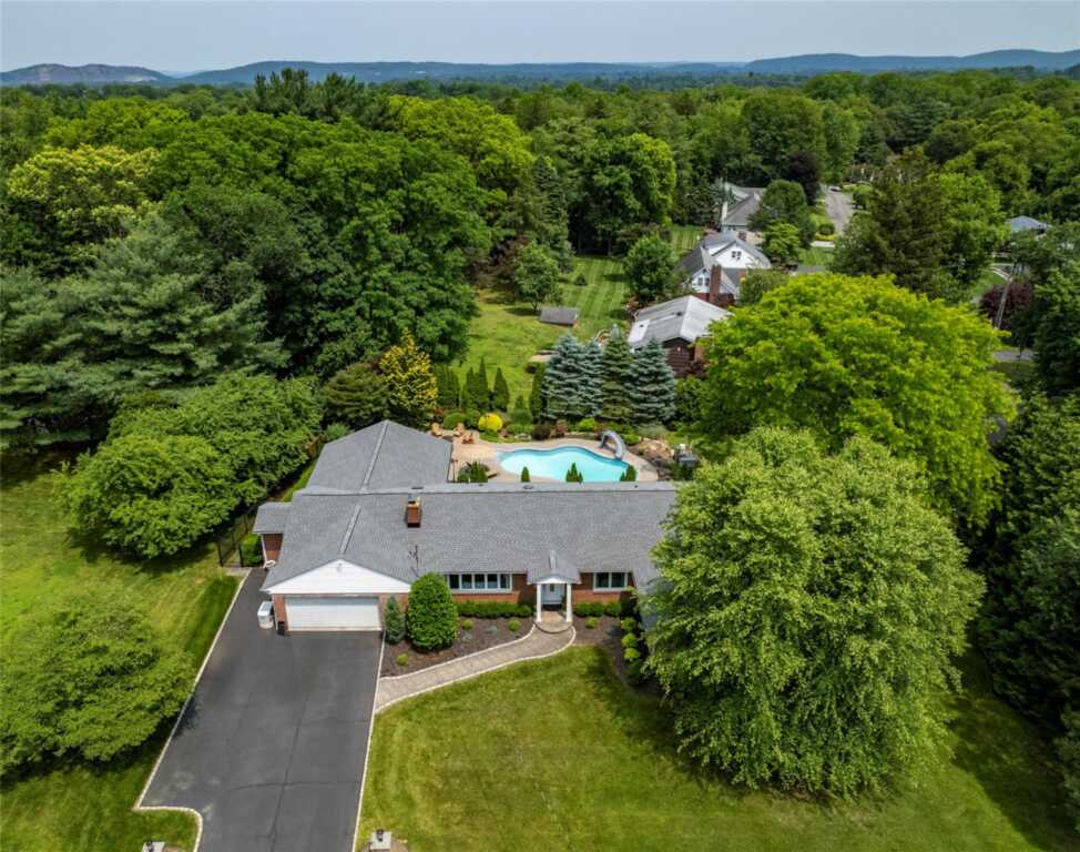24 Havermill Road, New City, NY 10956 - Photo 32 of 34
