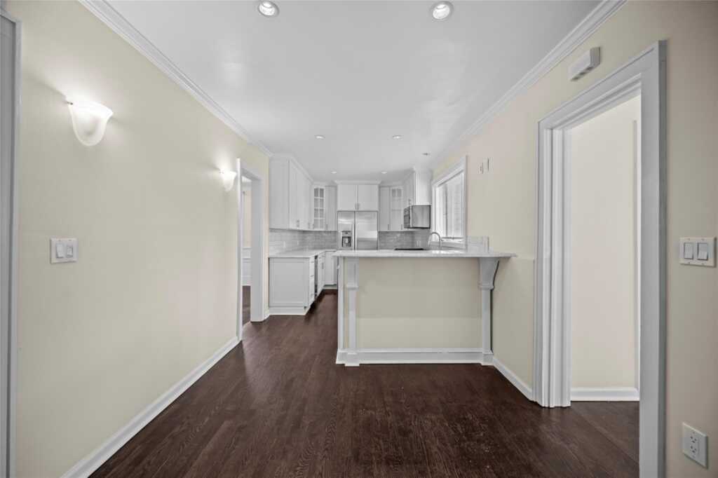 26 Crane Avenue, White Plains, NY 10603 - Photo 13 of 36