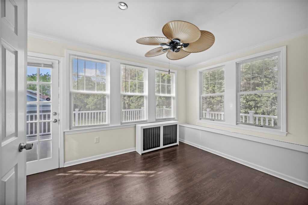 26 Crane Avenue, White Plains, NY 10603 - Photo 14 of 36