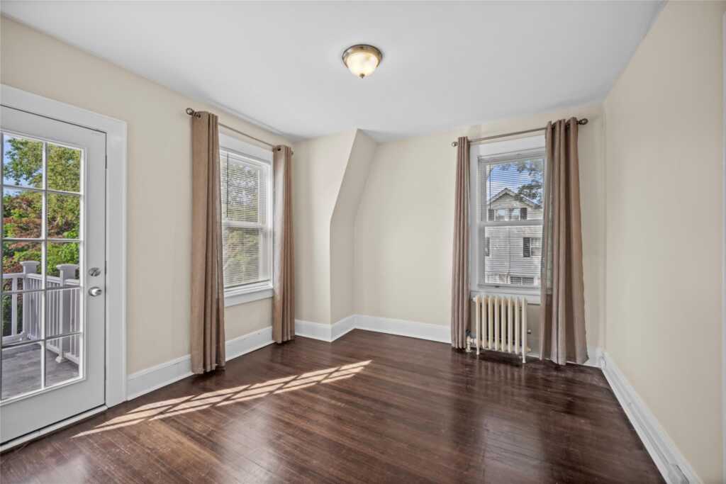 26 Crane Avenue, White Plains, NY 10603 - Photo 16 of 36