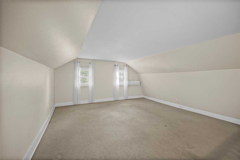 26 Crane Avenue, White Plains, NY 10603 - Photo 24 of 36