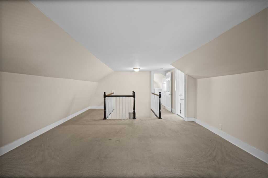 26 Crane Avenue, White Plains, NY 10603 - Photo 25 of 36