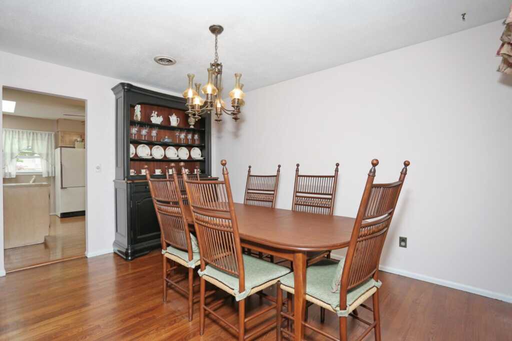 11 Claremont Lane, Suffern, NY 10901 - Photo 10 of 43