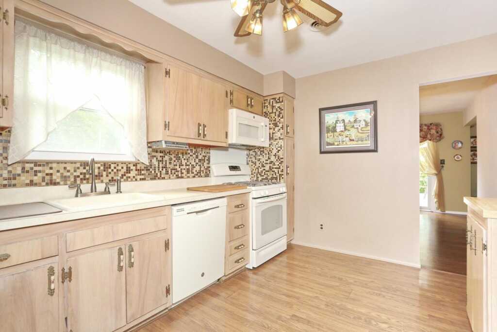 11 Claremont Lane, Suffern, NY 10901 - Photo 17 of 43