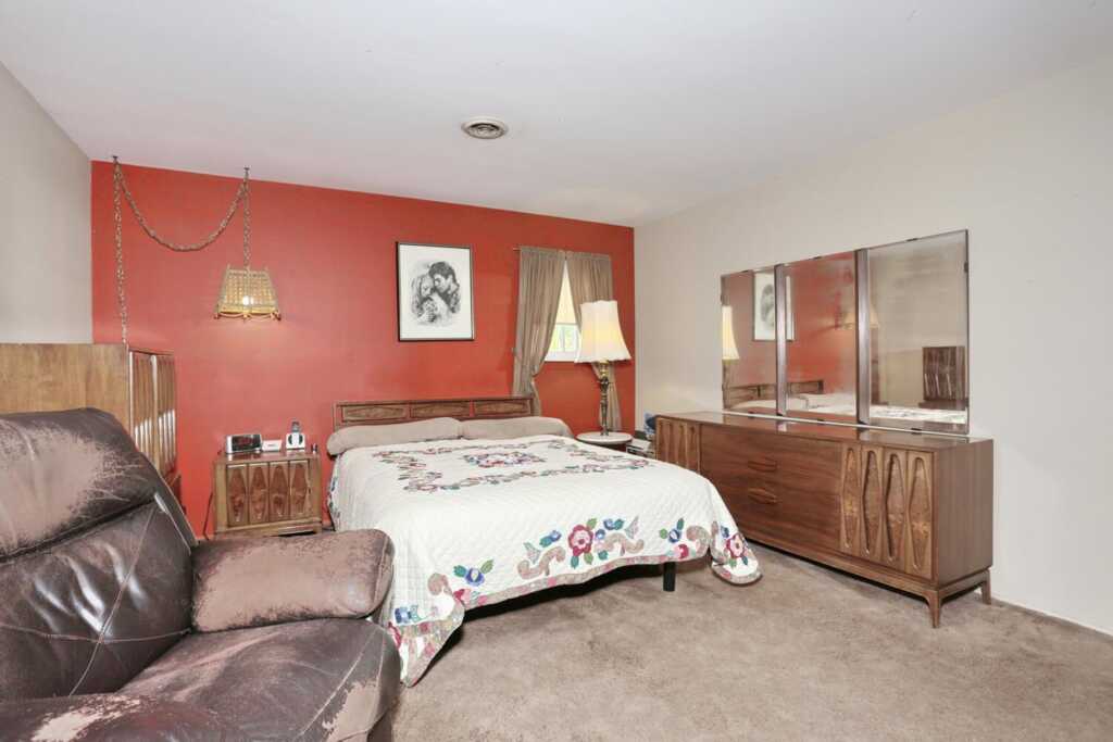 11 Claremont Lane, Suffern, NY 10901 - Photo 20 of 43