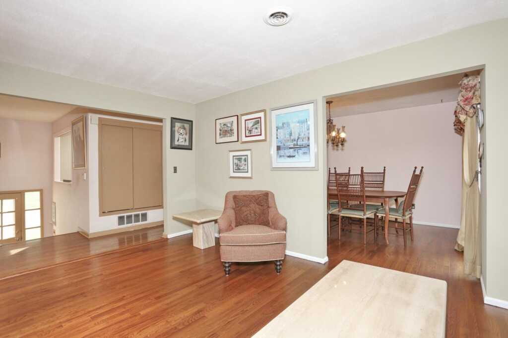 11 Claremont Lane, Suffern, NY 10901 - Photo 9 of 43