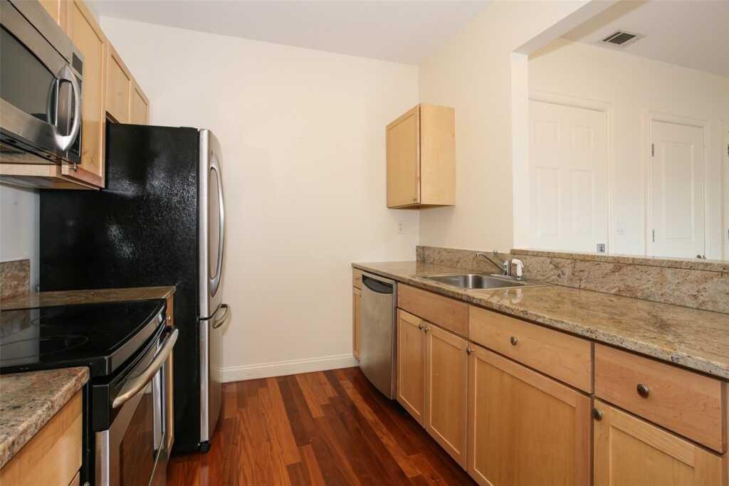 543 Main Street, Unit #205, New Rochelle, NY 10801 - Photo 8 of 15