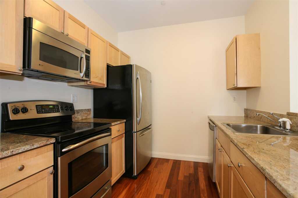 543 Main Street, Unit #205, New Rochelle, NY 10801 - Photo 9 of 15