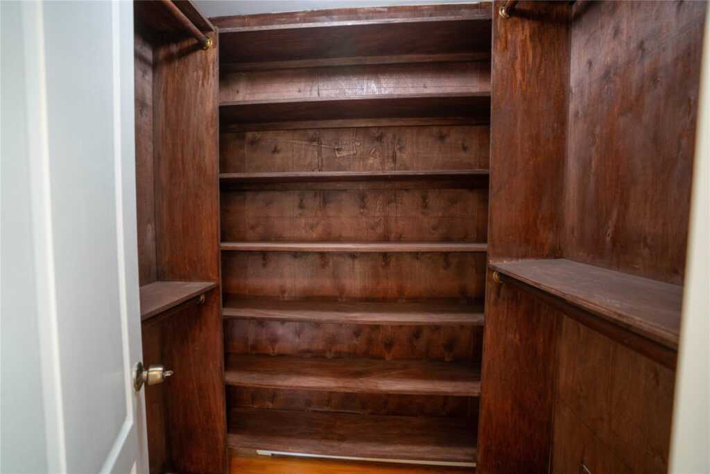 435 Storms Road, Valley Cottage, NY 10989 - Photo 26 of 40