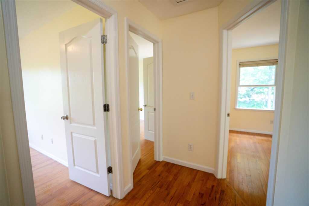 435 Storms Road, Valley Cottage, NY 10989 - Photo 27 of 40