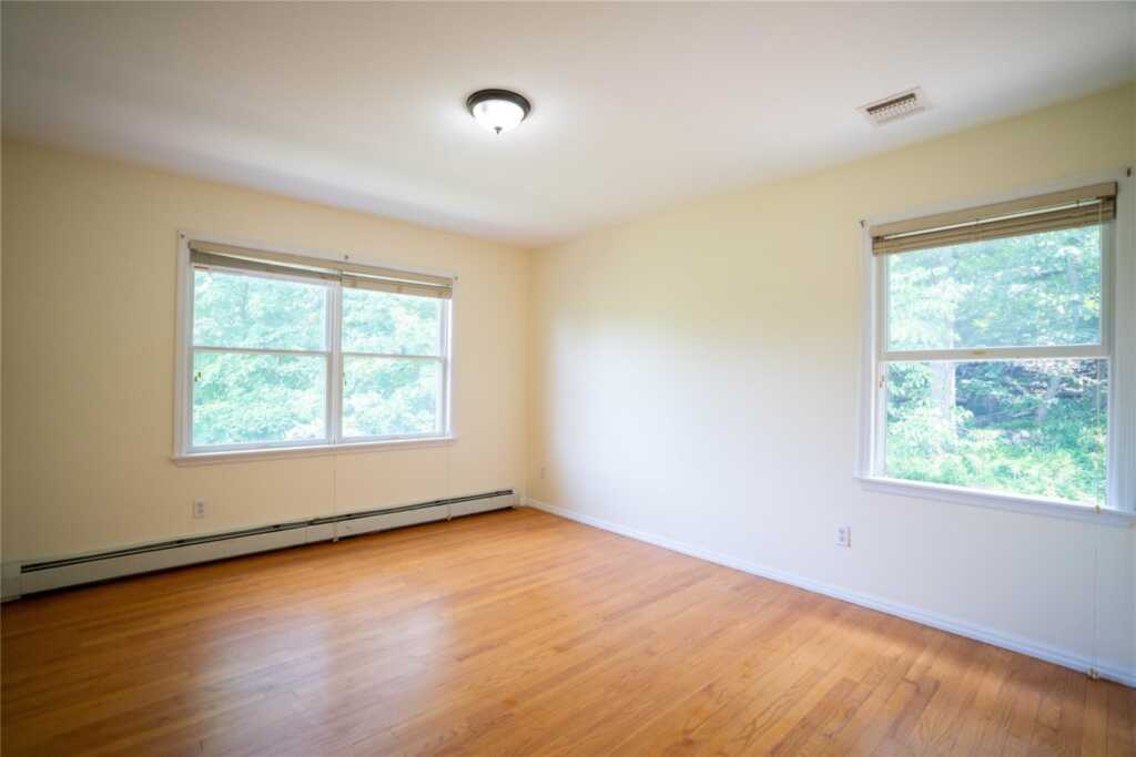 435 Storms Road, Valley Cottage, NY 10989 - Photo 30 of 40