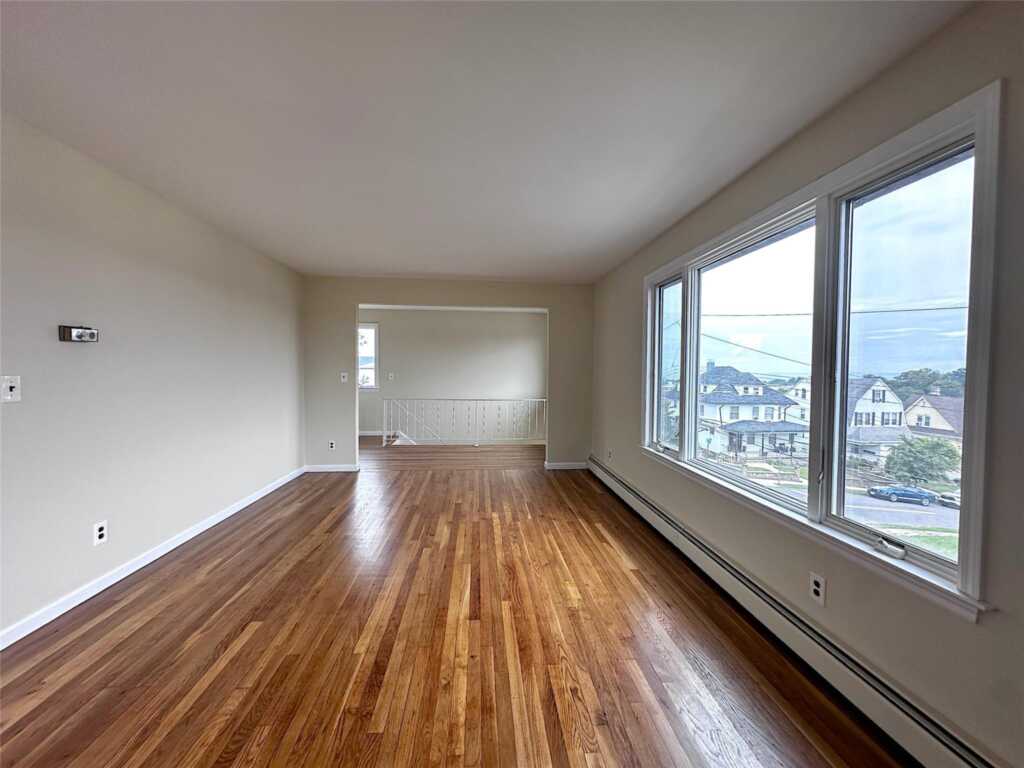 25 Acacia, Unit #2, New Rochelle, NY 10805
