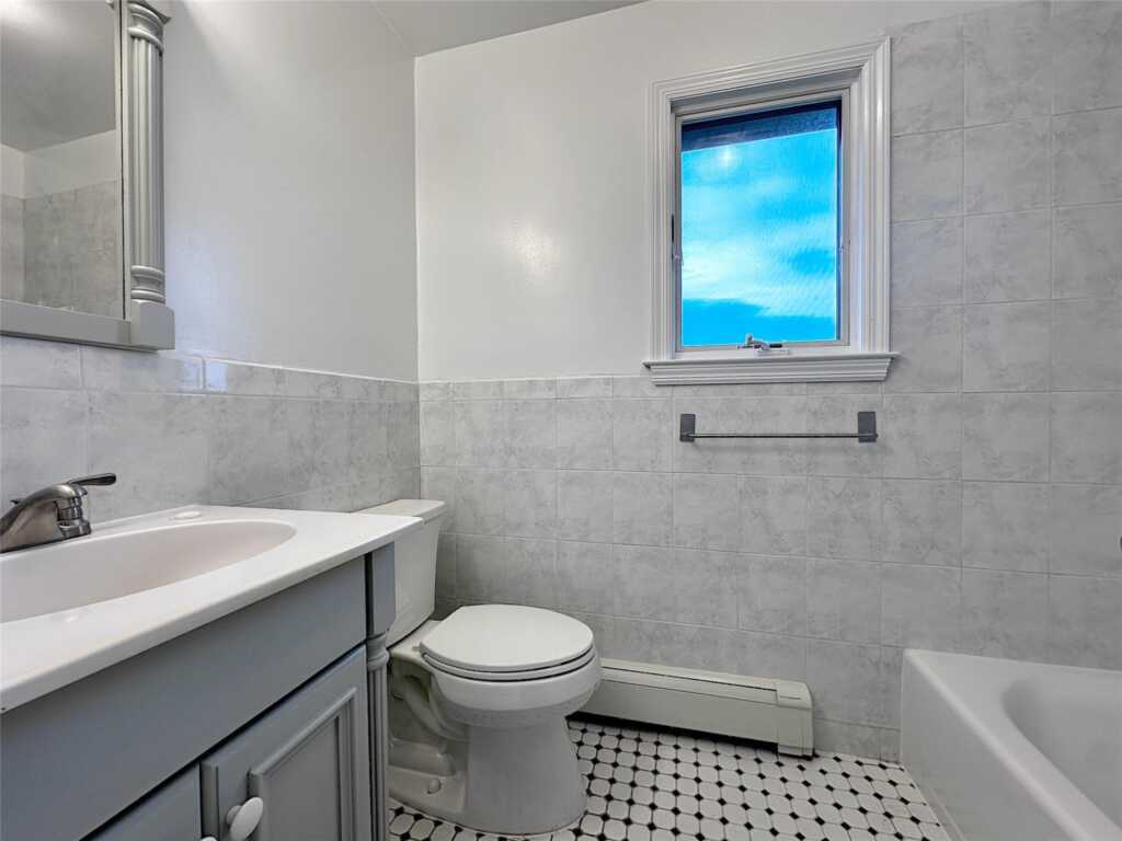 25 Acacia, Unit #2, New Rochelle, NY 10805 - Photo 19 of 28