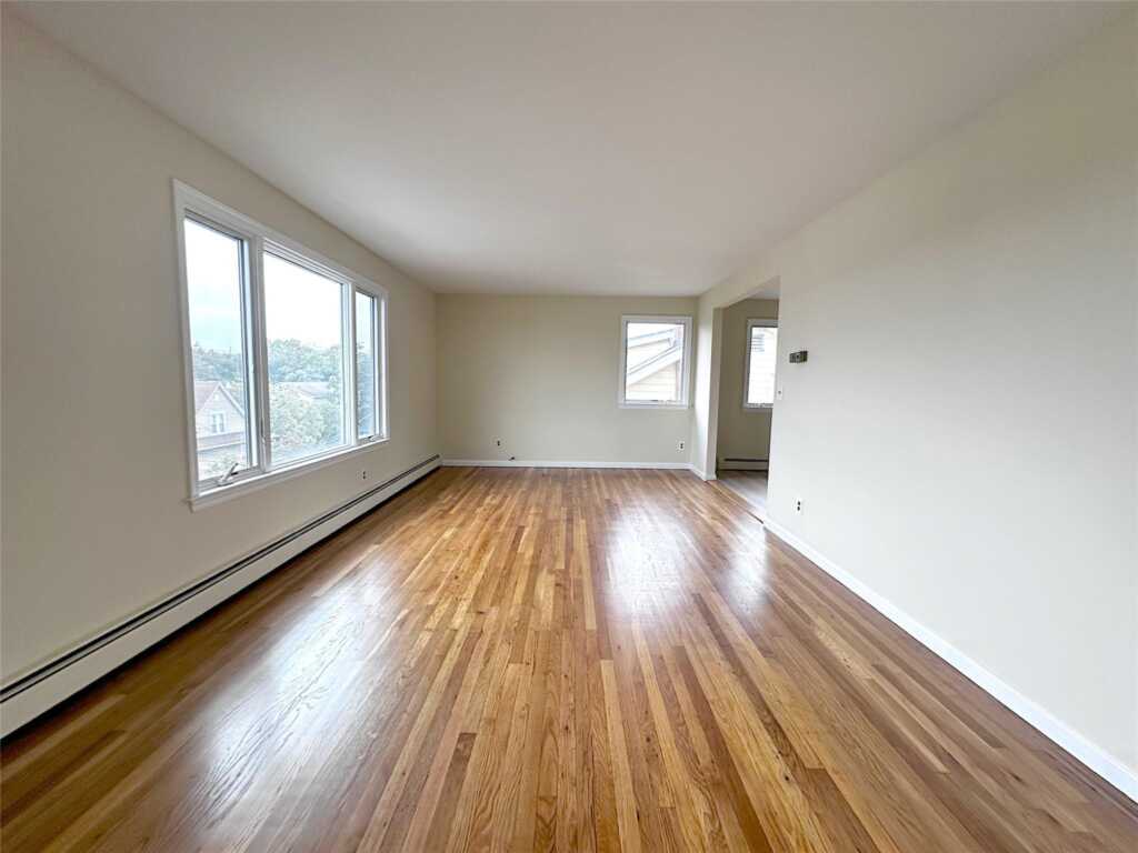 25 Acacia, Unit #2, New Rochelle, NY 10805 - Photo 5 of 28