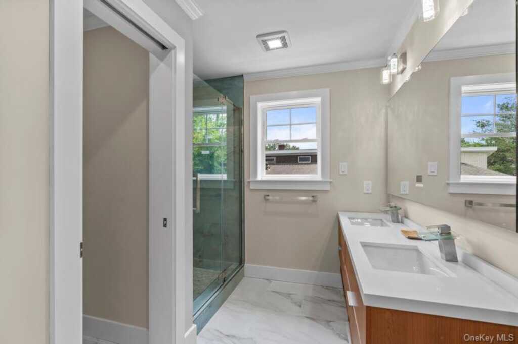 105 Valley Road, White Plains, NY 10604 - Photo 16 of 35