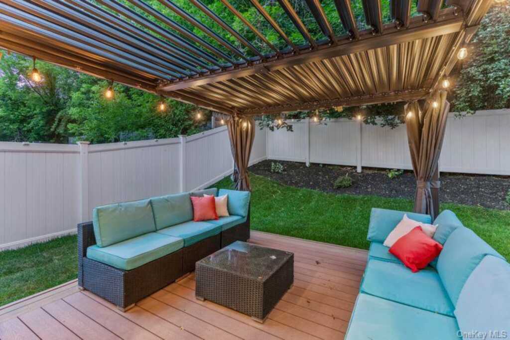 105 Valley Road, White Plains, NY 10604 - Photo 28 of 35