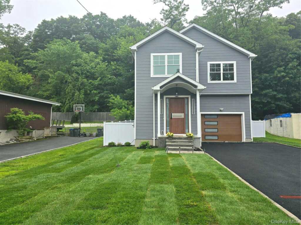 105 Valley Road, White Plains, NY 10604 - Photo 35 of 35