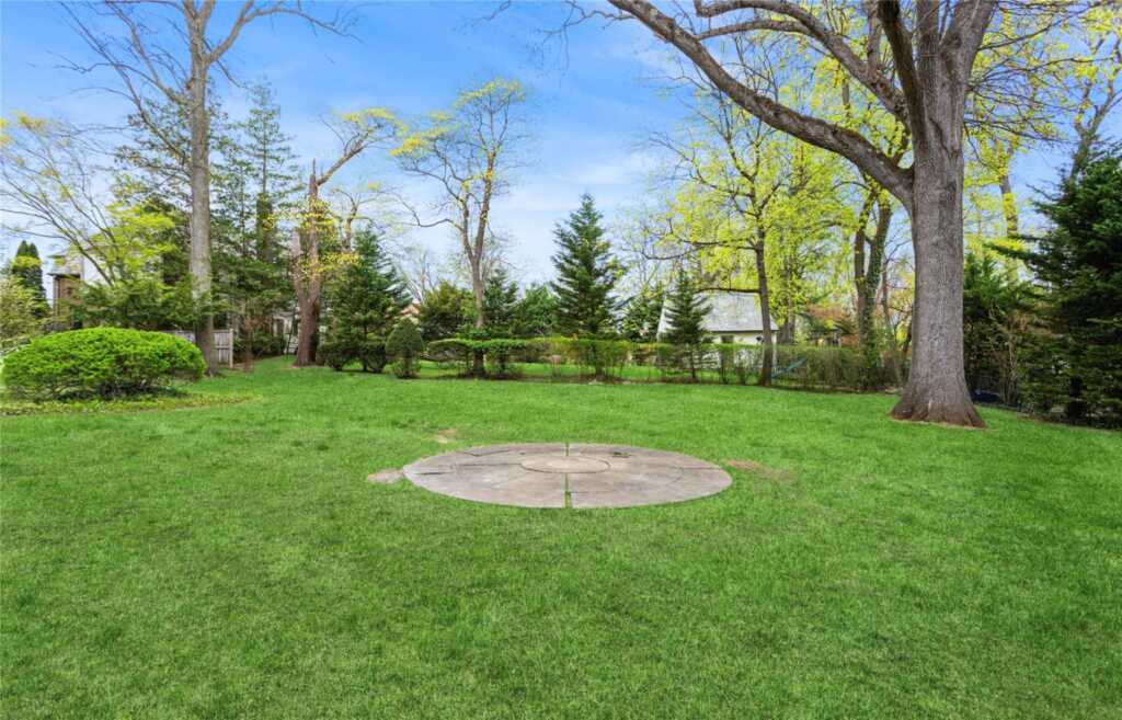 250 Paine Avenue, New Rochelle, NY 10804 - Photo 38 of 43
