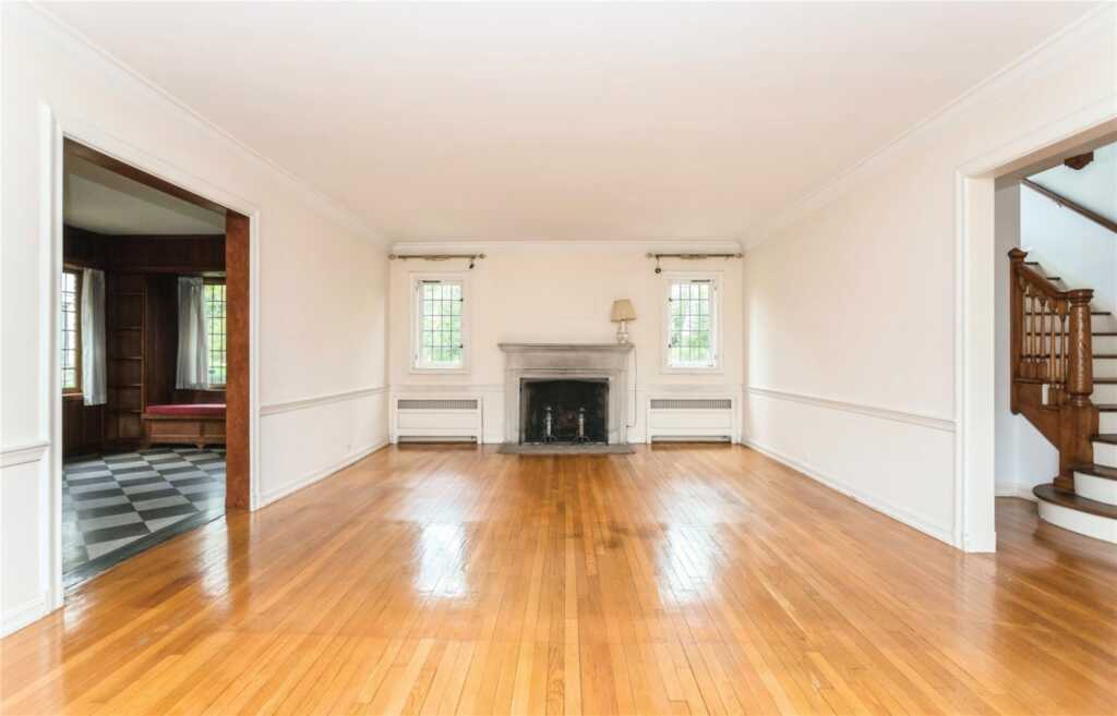 250 Paine Avenue, New Rochelle, NY 10804 - Photo 9 of 43