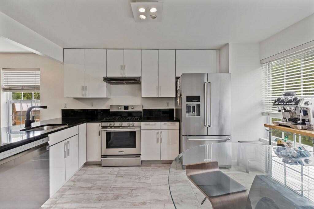 19 Lombardi Drive, New City, NY 10956 - Photo 4 of 42