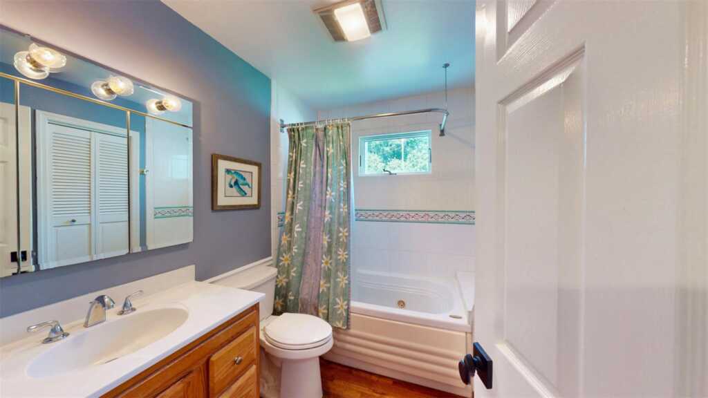 25 McKinley Street, Pearl River, NY 10965 - Photo 19 of 46
