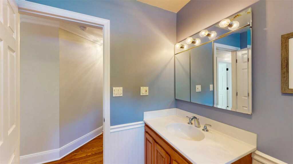 25 McKinley Street, Pearl River, NY 10965 - Photo 20 of 46