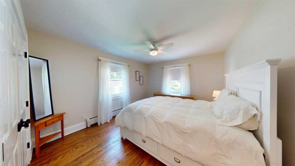 25 McKinley Street, Pearl River, NY 10965 - Photo 23 of 46