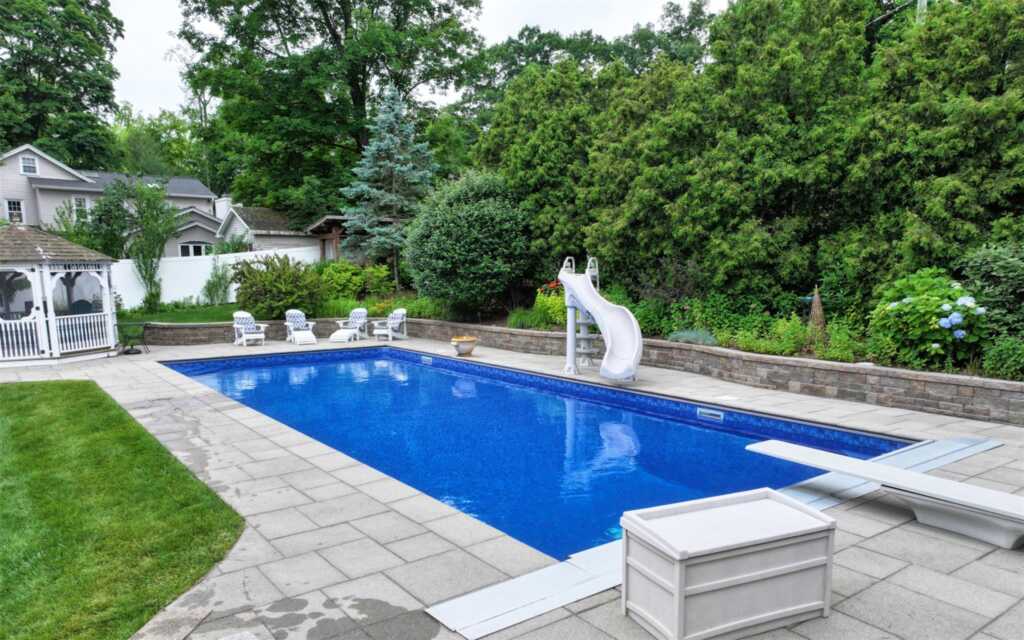 25 McKinley Street, Pearl River, NY 10965 - Photo 43 of 46