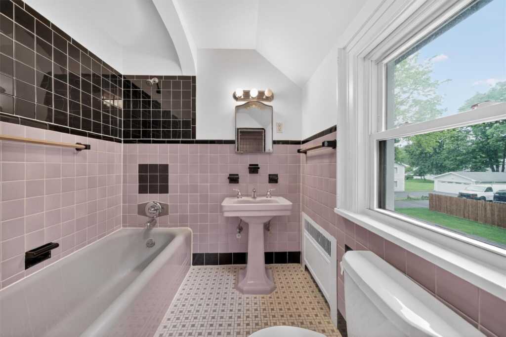 54 New Hempstead Road, New City, NY 10956 - Photo 18 of 34
