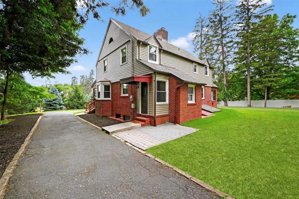 54 New Hempstead Road, New City, NY 10956 - Photo 28 of 34