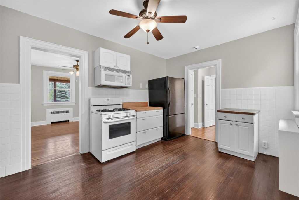 54 New Hempstead Road, New City, NY 10956 - Photo 9 of 34