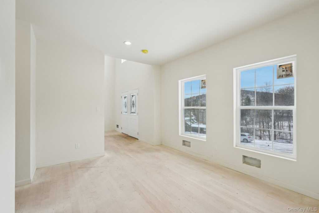 14 Vargas (AKA 70 Jessup Ln) Circle, Stony Point, NY 10980 - Photo 16 of 41