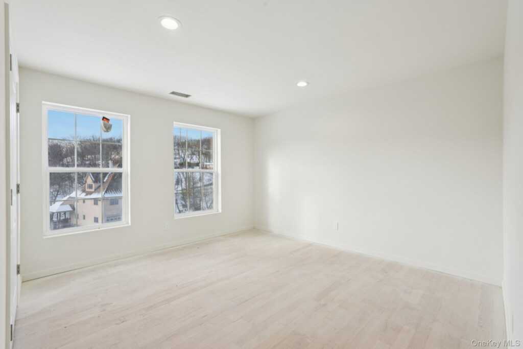 14 Vargas (AKA 70 Jessup Ln) Circle, Stony Point, NY 10980 - Photo 22 of 41