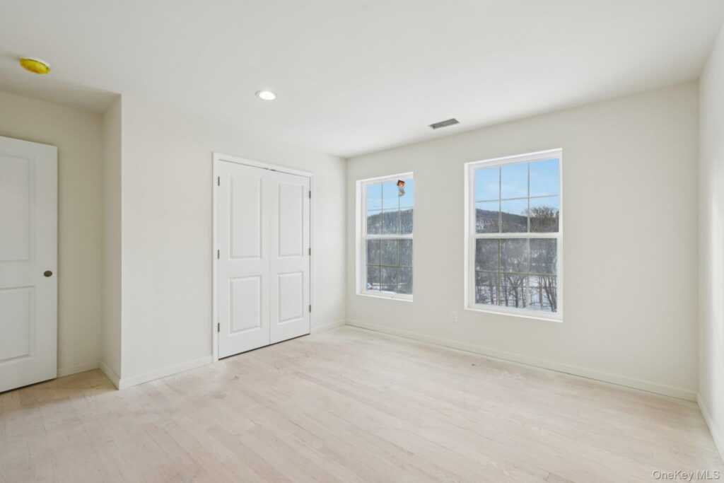 14 Vargas (AKA 70 Jessup Ln) Circle, Stony Point, NY 10980 - Photo 23 of 41