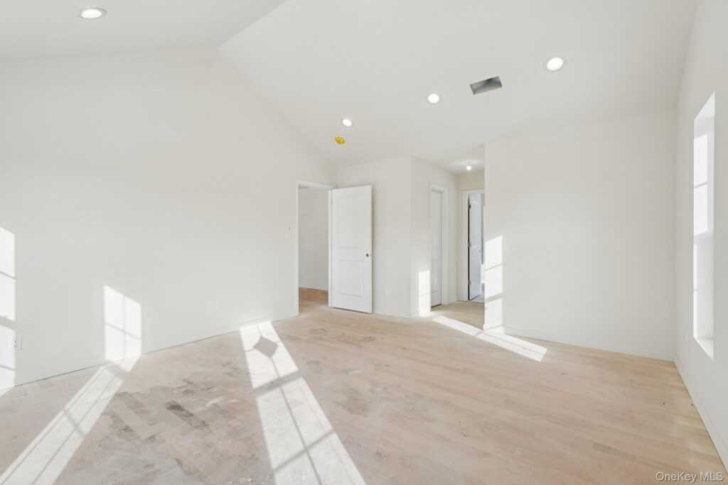 14 Vargas (AKA 70 Jessup Ln) Circle, Stony Point, NY 10980 - Photo 36 of 41