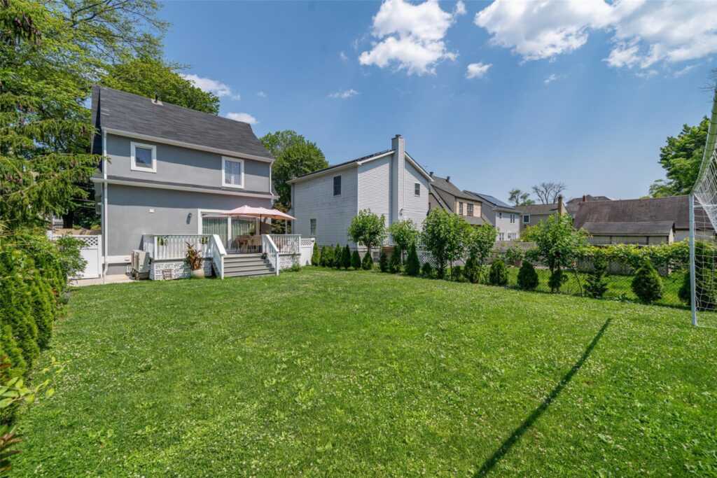 79 Fern Street, New Rochelle, NY 10801 - Photo 37 of 39