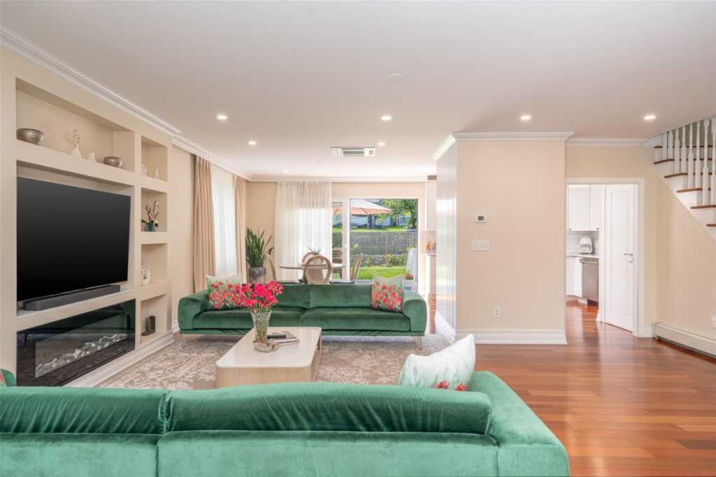 79 Fern Street, New Rochelle, NY 10801 - Photo 4 of 39