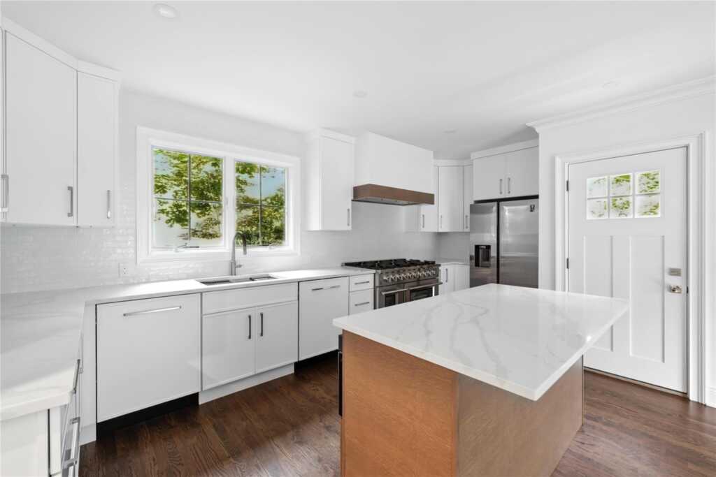 45 Fenimore Road, New Rochelle, NY 10804 - Photo 10 of 22