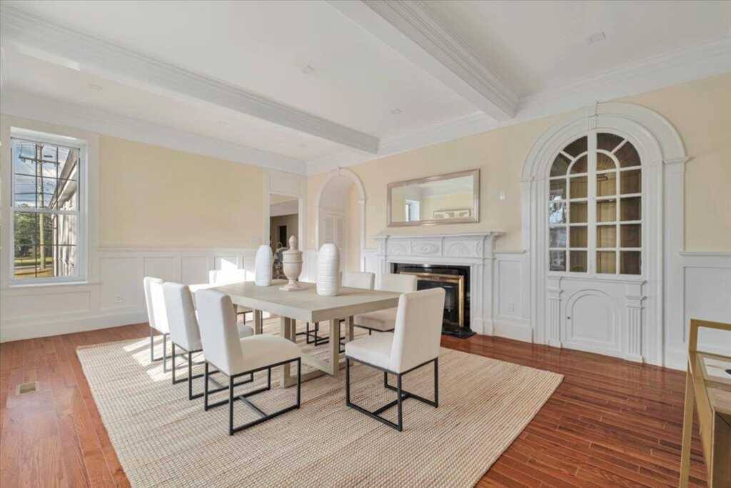 807 Weaver Street, New Rochelle, NY 10804 - Photo 10 of 36