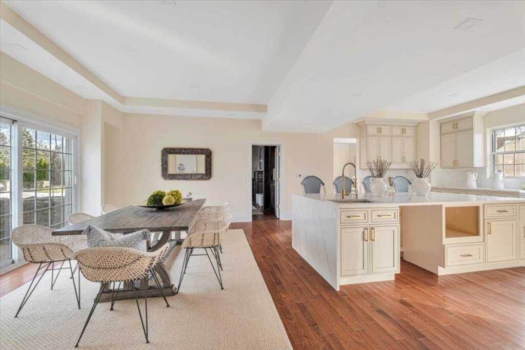807 Weaver Street, New Rochelle, NY 10804 - Photo 13 of 36