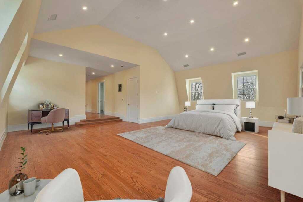 807 Weaver Street, New Rochelle, NY 10804 - Photo 25 of 36