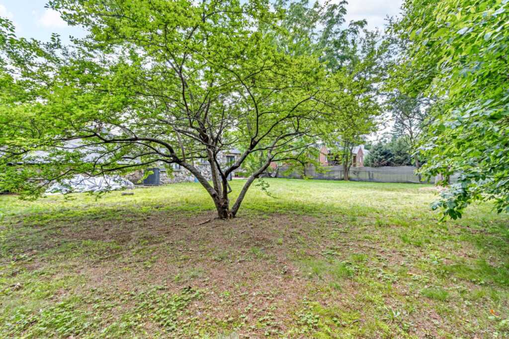 167 Grandview Avenue, Nanuet, NY 10954 - Photo 45 of 48