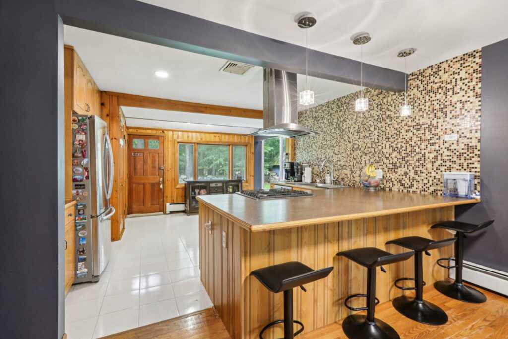28 Nob Hill Road, New City, NY 10956 - Photo 12 of 49