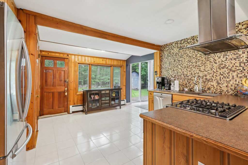 28 Nob Hill Road, New City, NY 10956 - Photo 14 of 49