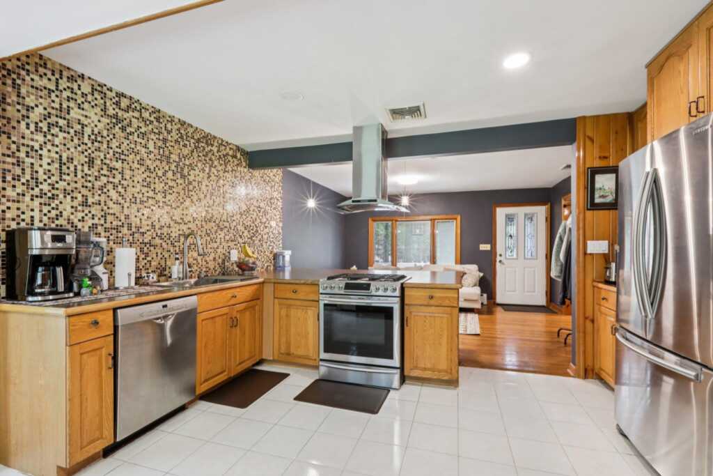 28 Nob Hill Road, New City, NY 10956 - Photo 15 of 49